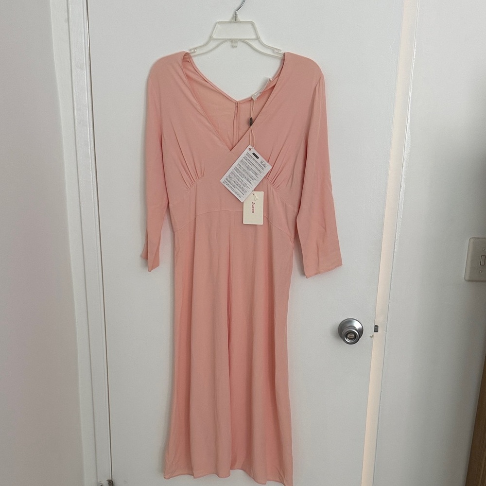 NWT! Elegant Pink V-Neck Midi Dress